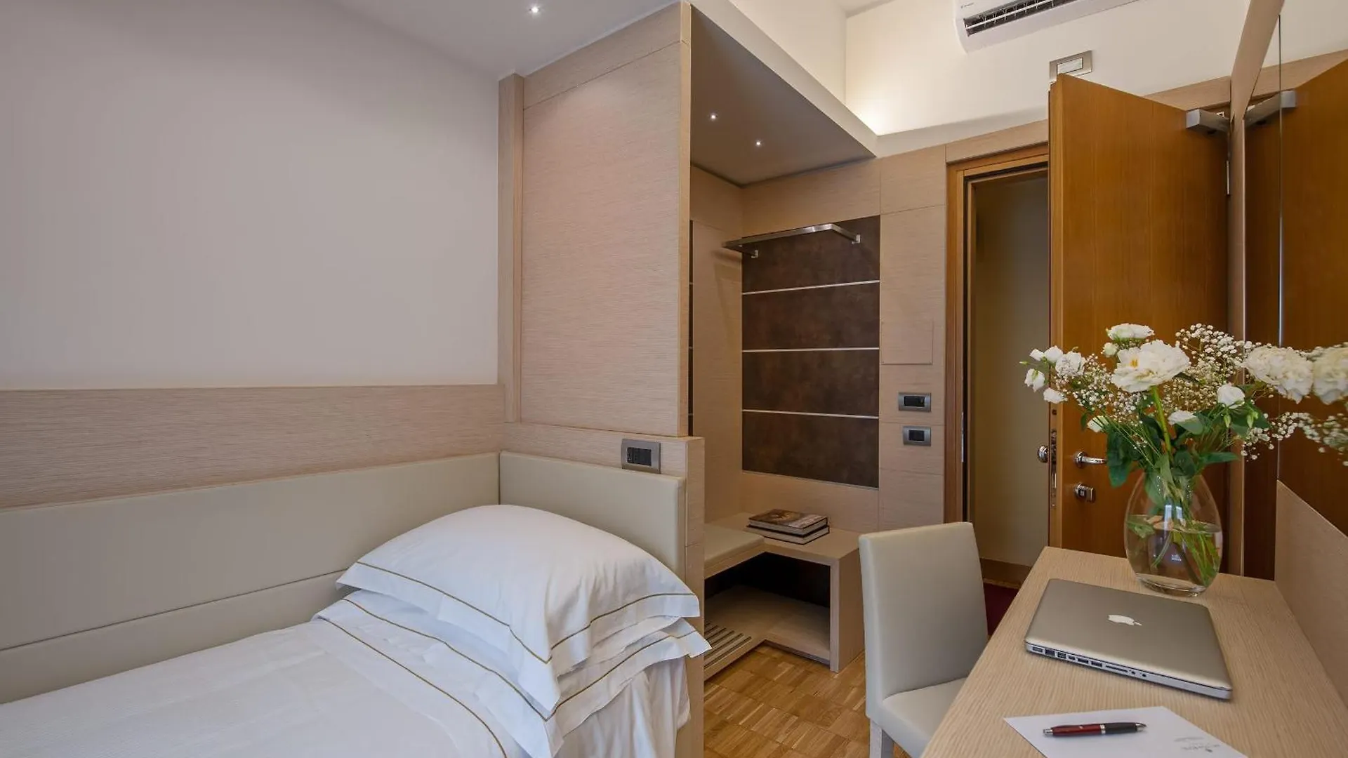 Hotel Ariston Milan